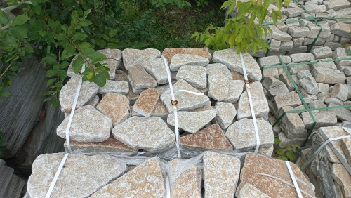 Гранитный плитняк галтованный для парковки купить в Зеленодольске