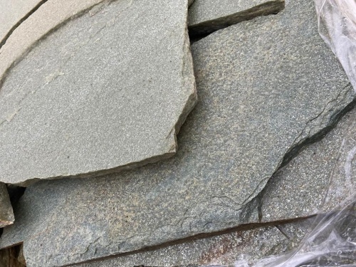 Плитняк златолит зелёный для цоколя, отмостки купить в Зеленодольске