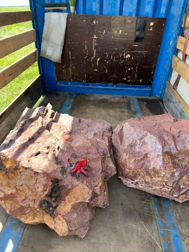 Ландшафтные глыбы красно-фиолетовые 200-1000 килограмм купить в Зеленодольске