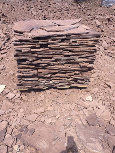 Плитняк лемезит бордовый для цоколя 1,5-2 см купить в Зеленодольске