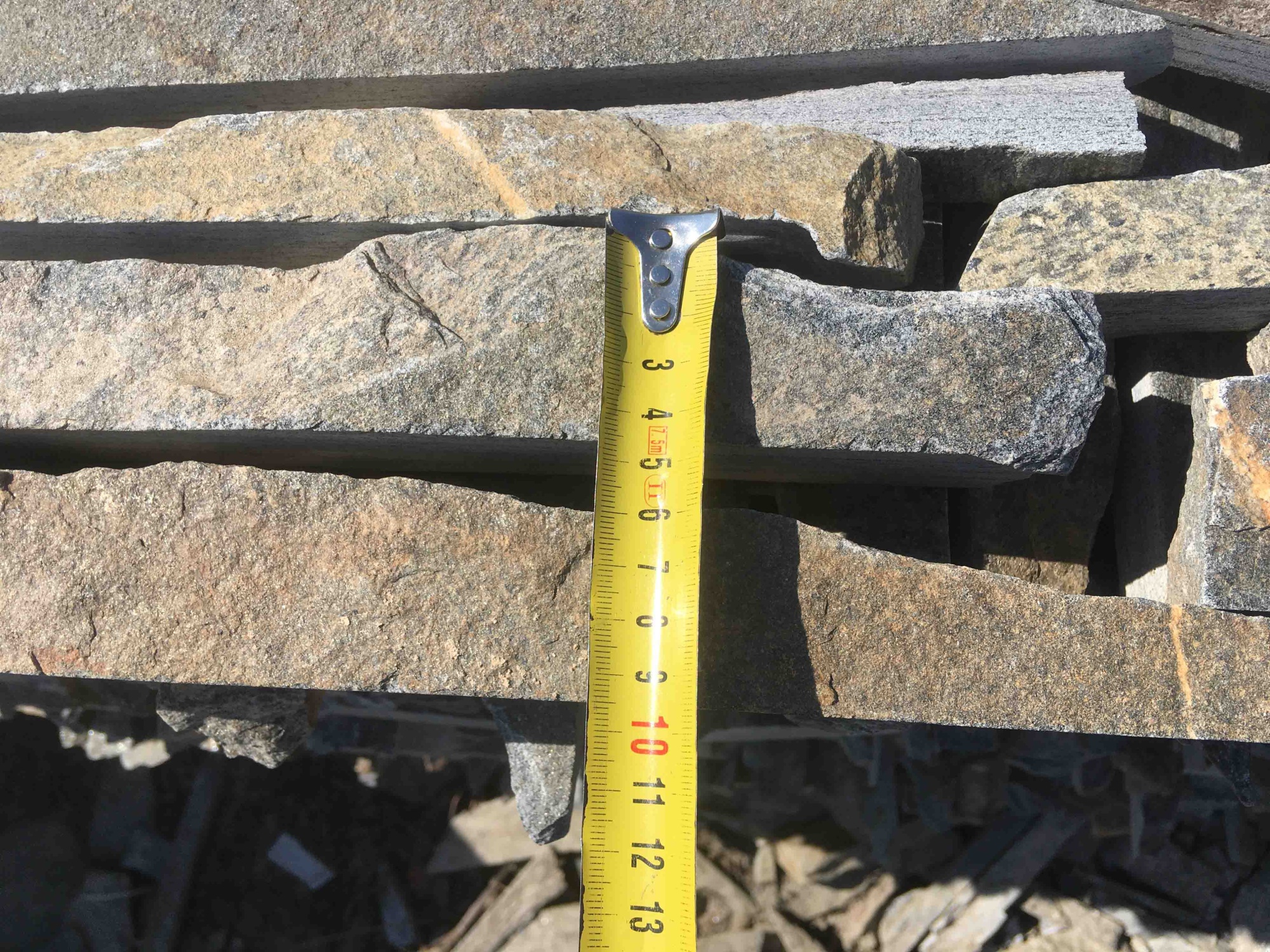 Горбушка златолит мультиколор для облицовки купить в Зеленодольске