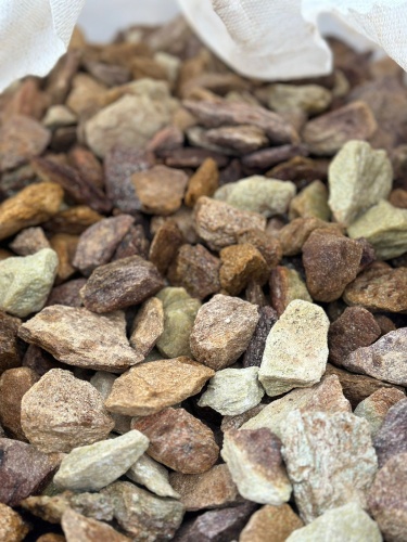 Златолит персиковый декоративная каменная крошка купить в Зеленодольске