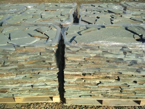 Плитняк златолит зелёный для цоколя, отмостки купить в Зеленодольске