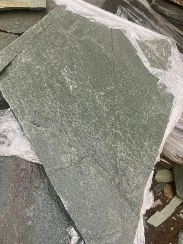 Плитняк златолит зелёный для цоколя, отмостки купить в Зеленодольске