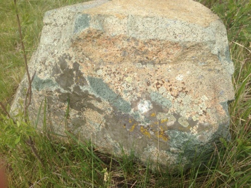 Гигантские зелёные валуны для ландшафтного дизайна весом более 5 тонн купить в Зеленодольске